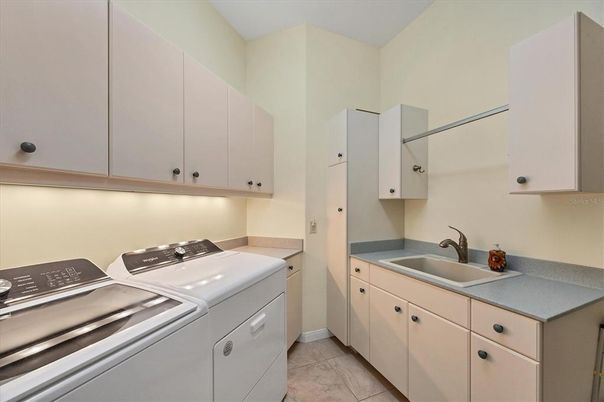 Interior, Washer