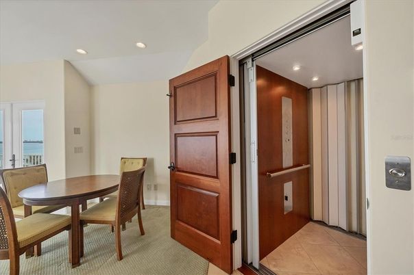 Dining room, Interior, Recessed Lighting