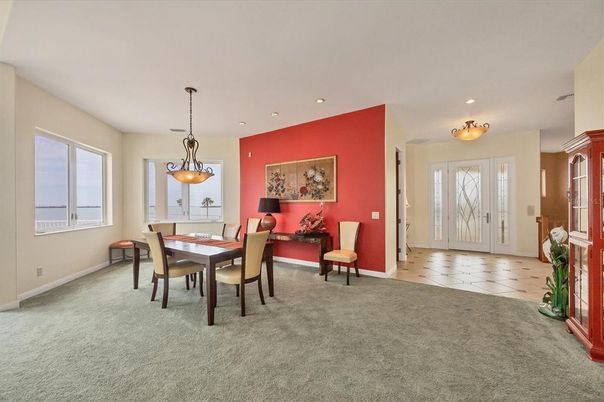 Dining room, Interior, Pendant Lights, Recessed Lighting