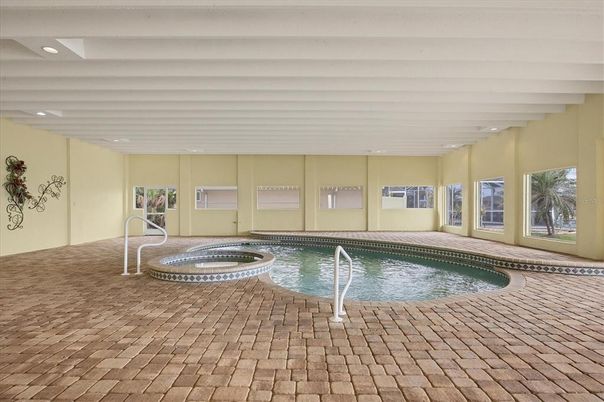 Interior, Pool, Recessed Lighting