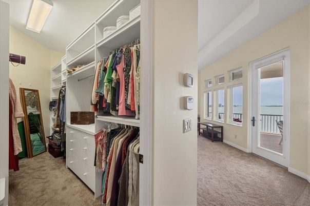 Interior, Walk-in Closets
