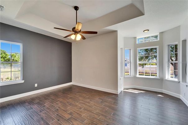 Empty room, Interior, Recessed Lighting, Wood Texture Flooring
