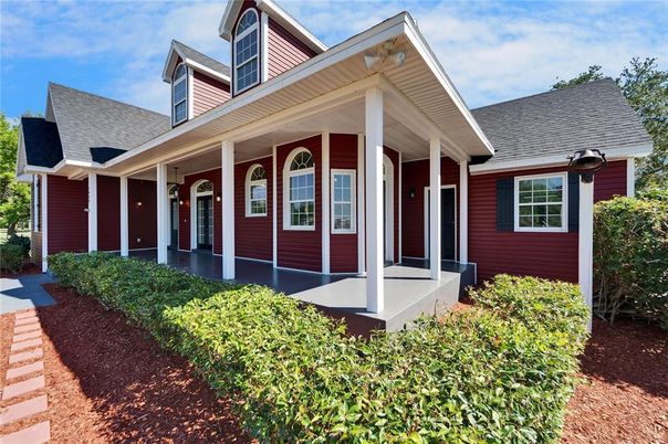 Exterior, Facade, Cape Cod