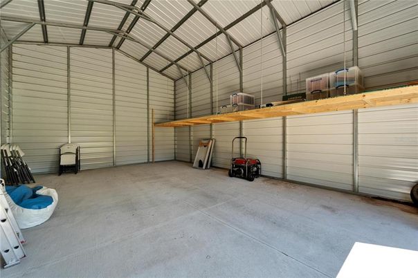 Garage, Interior