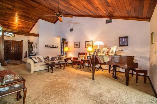 Interior, Living room, Piano, Wooden Beams, Wooden Ceilings