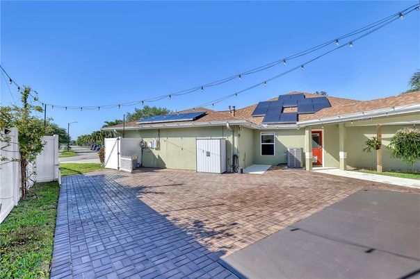Exterior, Solar Panels