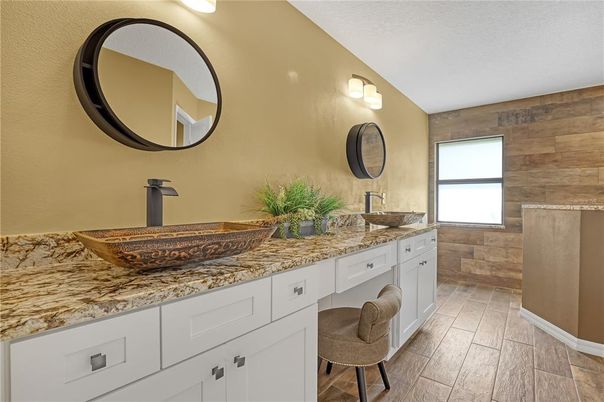 Bathroom, Dual Sink Vanities, Interior, Wood Texture Flooring