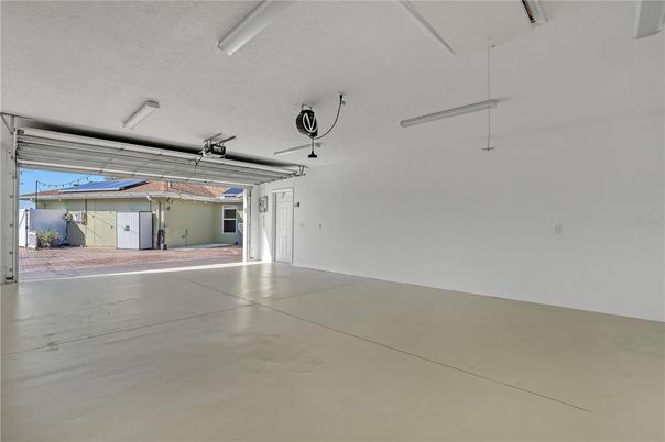 Garage, Interior
