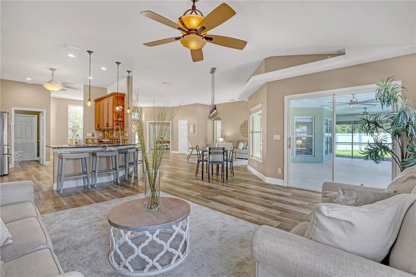 Dining room, Interior, Kitchen, Pendant Lights, Recessed Lighting, Wood Texture Flooring