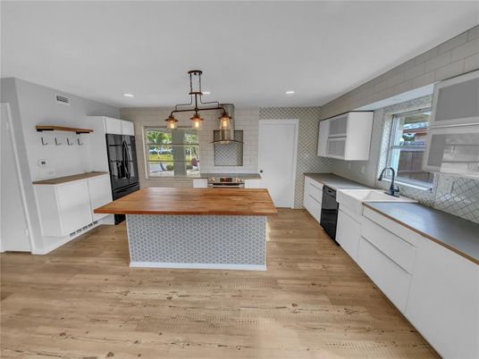 Interior, Kitchen, Pendant Lights, Recessed Lighting, Wood Texture Flooring