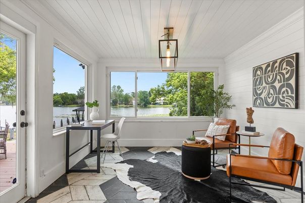Home Office, Interior, Water