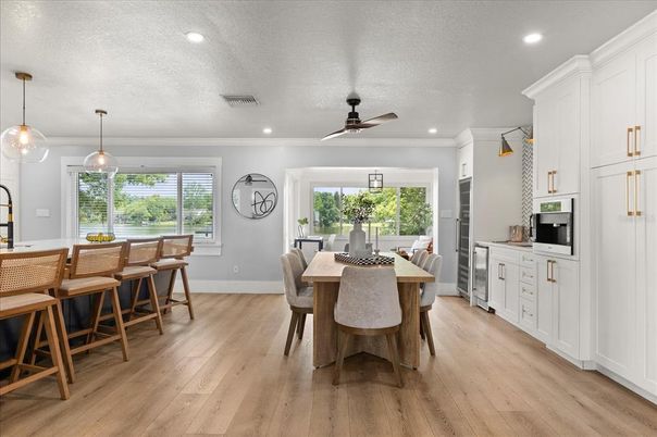 Dining room, Interior, Kitchen, Pendant Lights, Recessed Lighting, Wood Texture Flooring