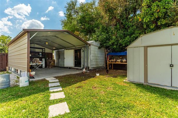 Backyard, Exterior