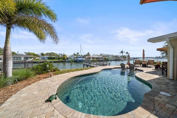 Exterior, Lake, Pool