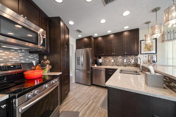 Interior, Kitchen, Pendant Lights, Recessed Lighting, Stainless Steel Appliances