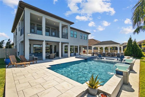 Exterior, Pool