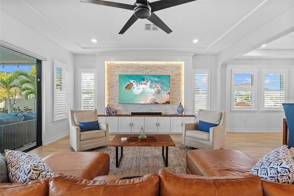 Interior, Living room, Recessed Lighting, Wood Texture Flooring