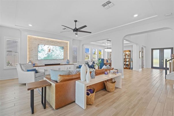 Interior, Living room, Pendant Lights, Recessed Lighting, Wood Texture Flooring