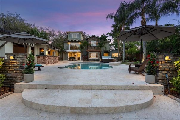 Exterior, Pool