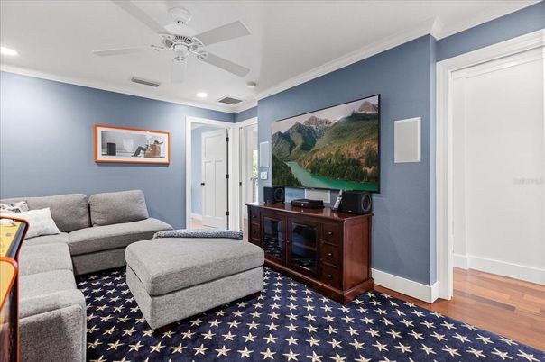 Interior, Living room, Recessed Lighting, Wood Texture Flooring