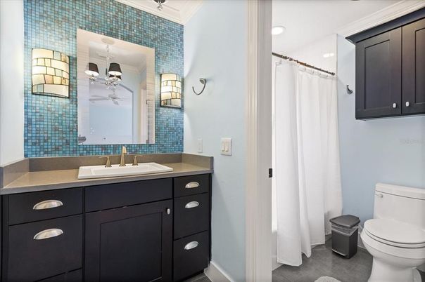 Bathroom, Interior, Pendant Lights, Recessed Lighting