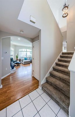 Interior, Living room, Pendant Lights, Wood Texture Flooring