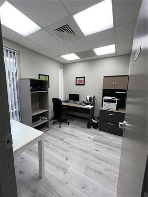 Home Office, Interior, Recessed Lighting, Wood Texture Flooring