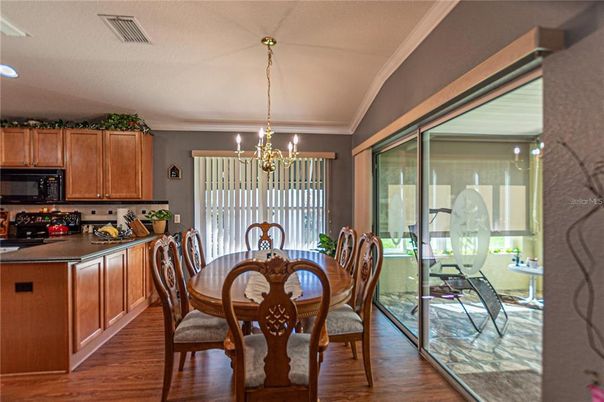 Chandelier, Dining room, Interior, Kitchen, Recessed Lighting, Wood Texture Flooring