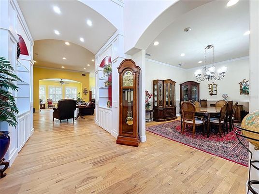 Chandelier, Dining room, Interior, Living room, Recessed Lighting, Wood Texture Flooring