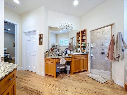 Bathroom, Interior, Recessed Lighting, Wood Texture Flooring
