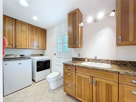 Interior, Recessed Lighting, Washer