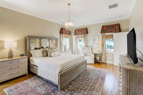 Bedroom, Interior, Pendant Lights, Wood Texture Flooring