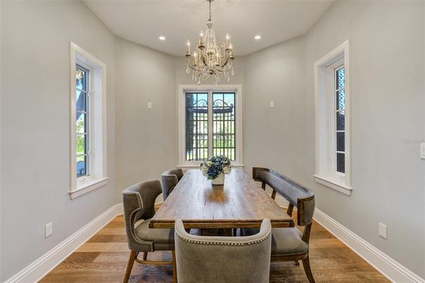Chandelier, Dining room, Interior, Recessed Lighting, Wood Texture Flooring