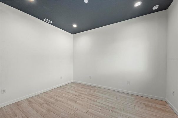 Empty room, Interior, Recessed Lighting, Wood Texture Flooring