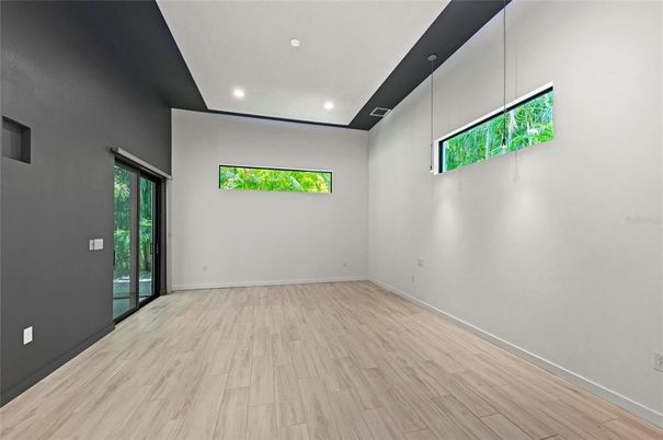 Empty room, Interior, Recessed Lighting, Wood Texture Flooring
