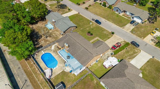 Exterior, Drone