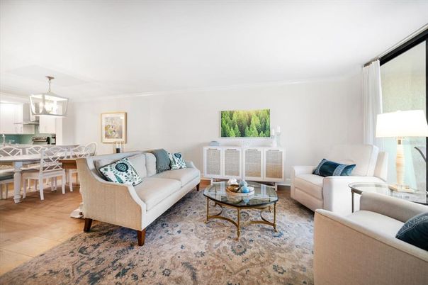 Dining room, Interior, Living room, Pendant Lights