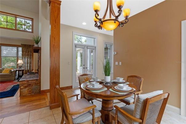 Chandelier, Dining room, Interior, Living room, Recessed Lighting, Wood Texture Flooring