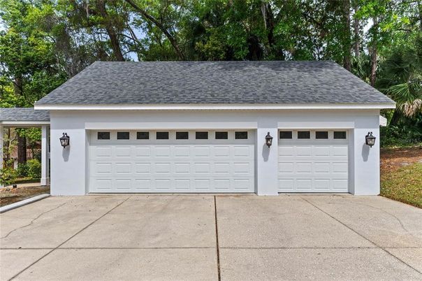 Detached Garage, Exterior