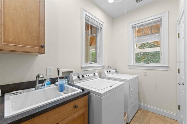 Interior, Recessed Lighting, Washer