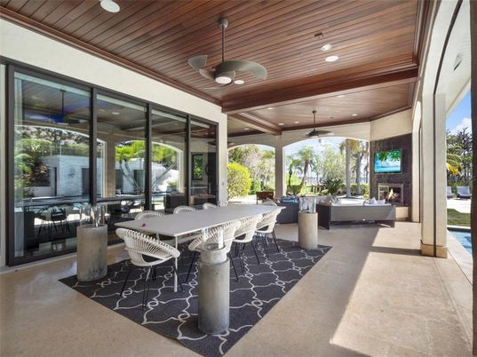 Exterior, Fireplace, Recessed Lighting