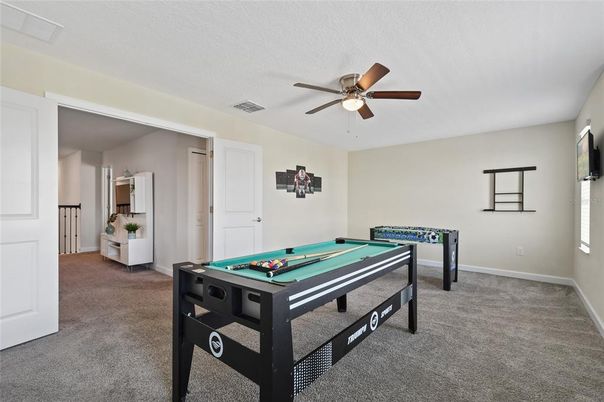 Billiard Table, Game Room, Interior