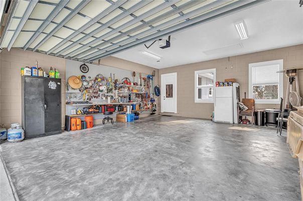 Garage, Interior