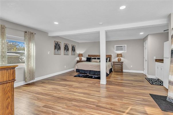 Bedroom, Interior, Recessed Lighting, Wood Texture Flooring