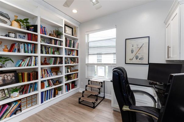 Home Office, Interior, Recessed Lighting, Wood Texture Flooring