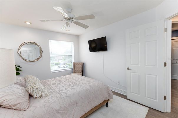 Bedroom, Interior, Recessed Lighting, Wood Texture Flooring