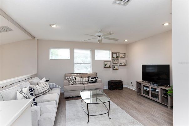 Interior, Living room, Recessed Lighting, Wood Texture Flooring