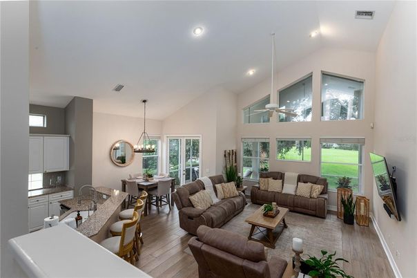 Dining room, Interior, Living room, Pendant Lights, Recessed Lighting, Wood Texture Flooring