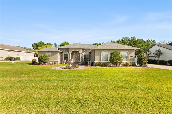 Backyard, Exterior, Facade, Ranch