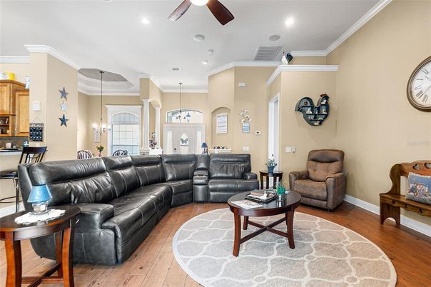 Dining room, Interior, Living room, Pendant Lights, Recessed Lighting, Wood Texture Flooring